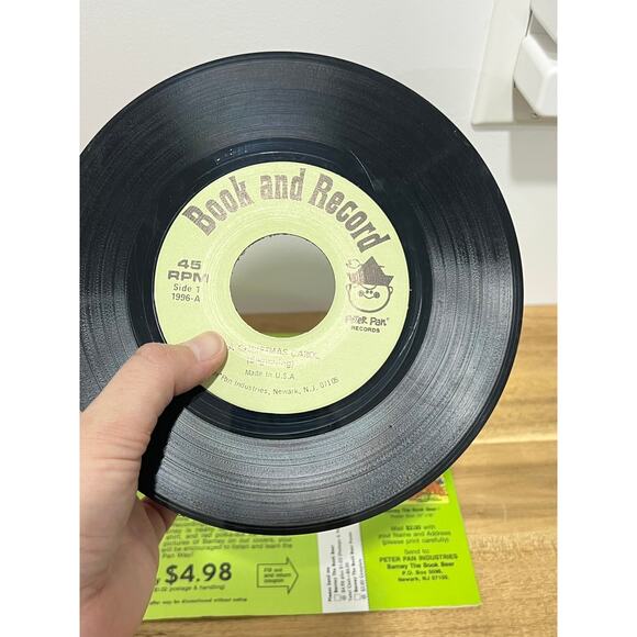 Peter Pan Records A Christmas Carol Charles Dickens Story Book 45 rpm Record - Picture 5 of 5